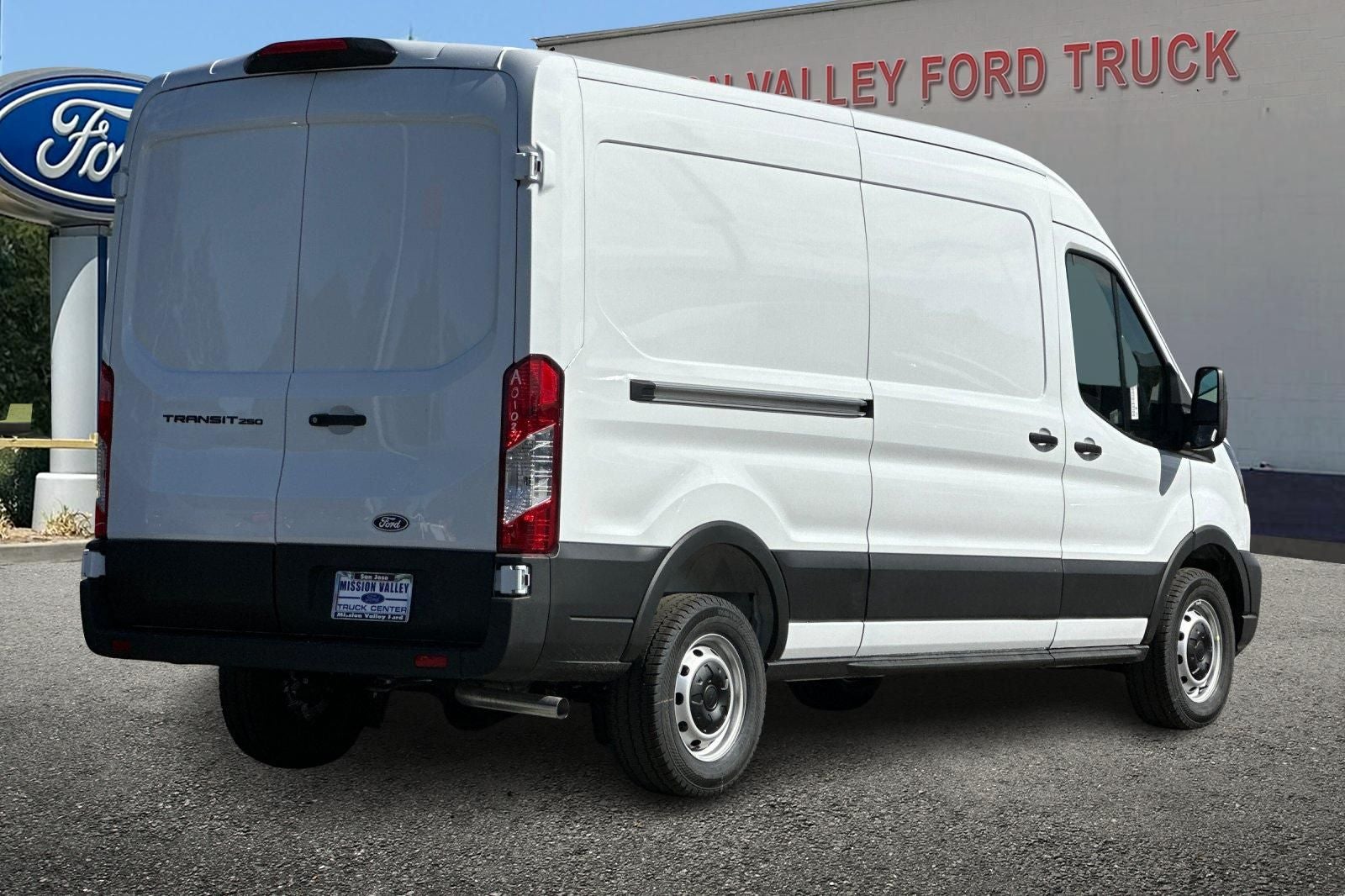 2026 Ford Transit-250 Base