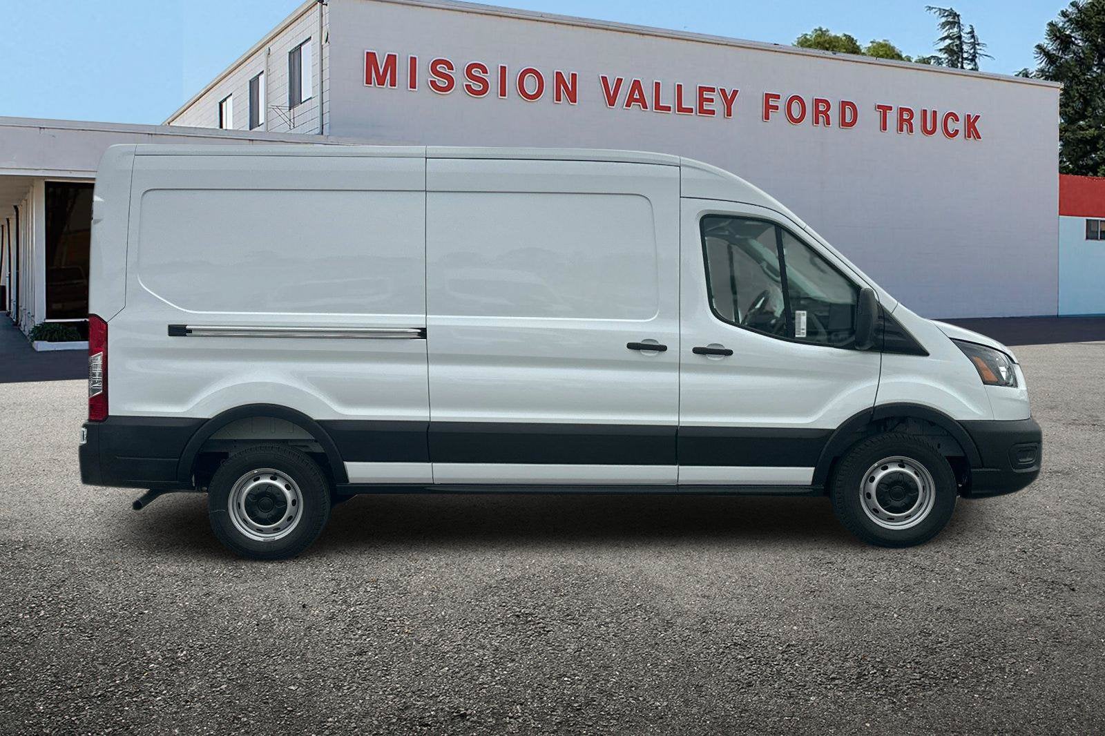 2026 Ford Transit-250 Base