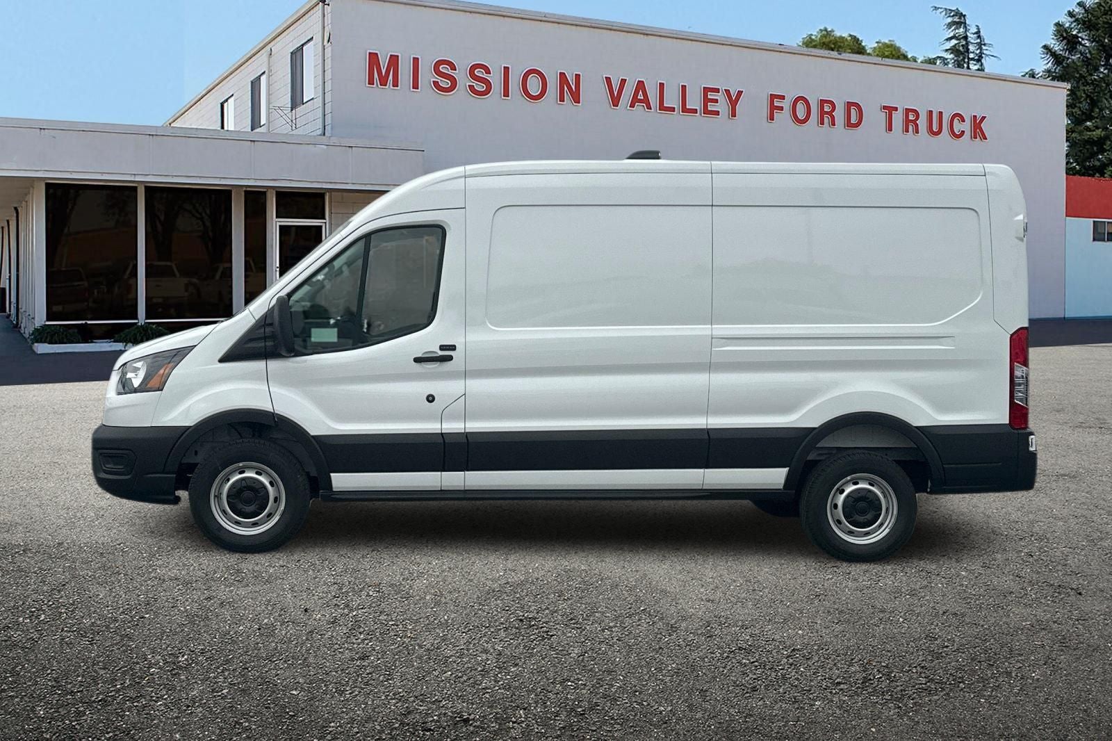 2026 Ford Transit-250 Base