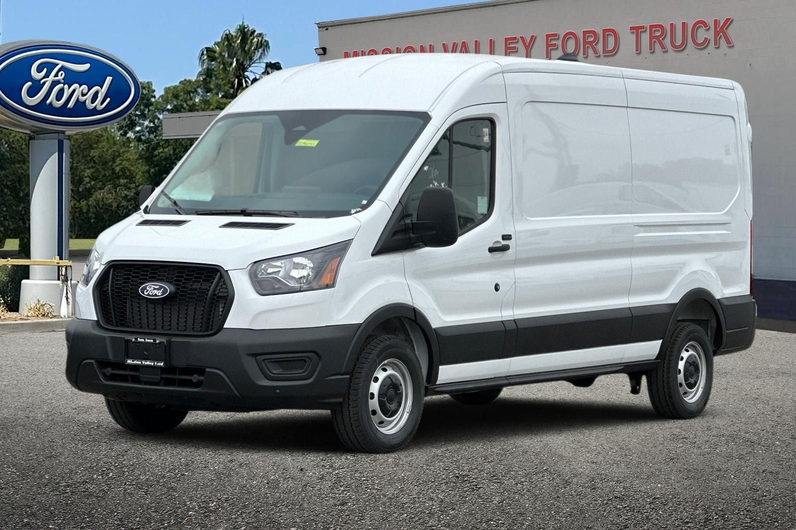 2026 Ford Transit-250 Base