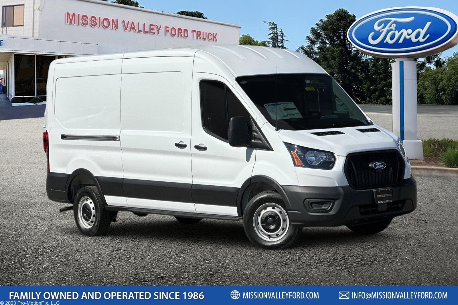 2027 Ford Transit-250 Base