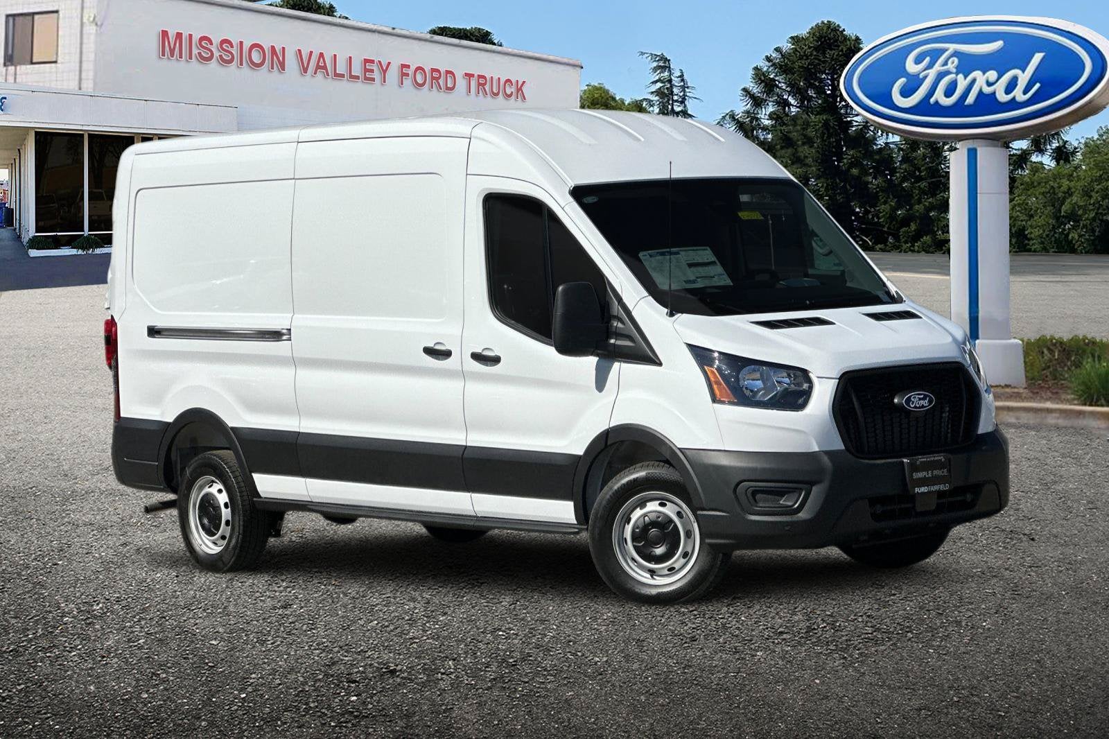 2027 Ford Transit-250 Base
