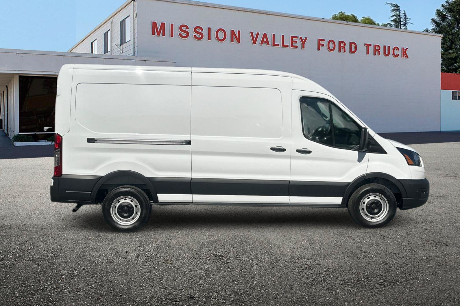 2027 Ford Transit-250 Base