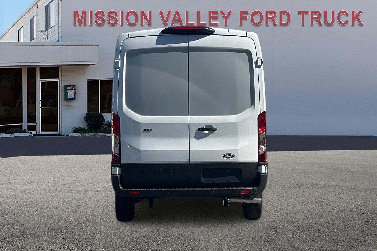 2027 Ford Transit-250 Base