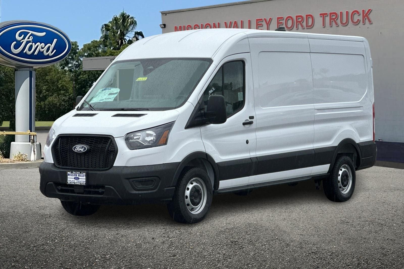 2026 Ford Transit-250 Base