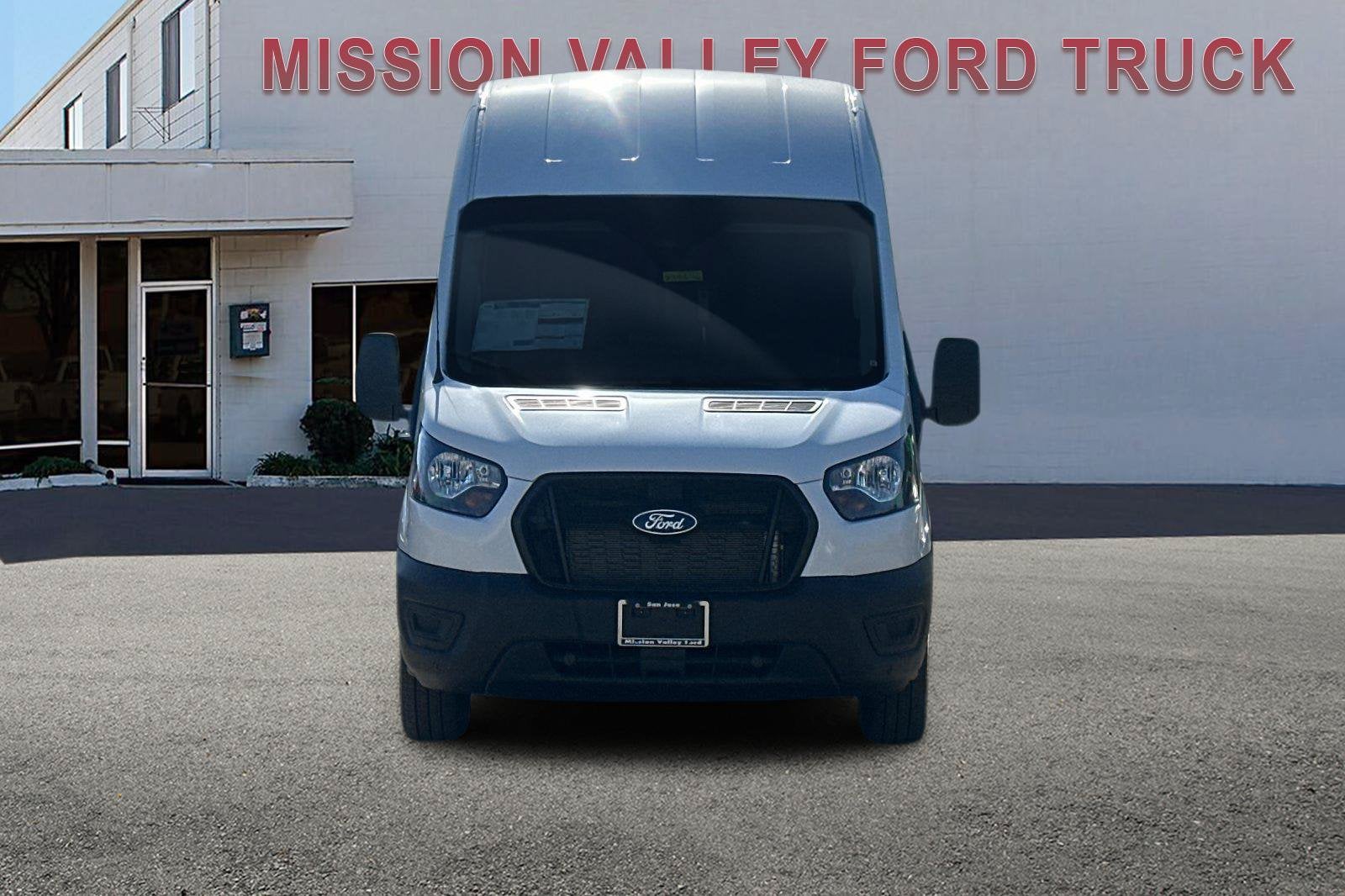 2027 Ford Transit-250 Base
