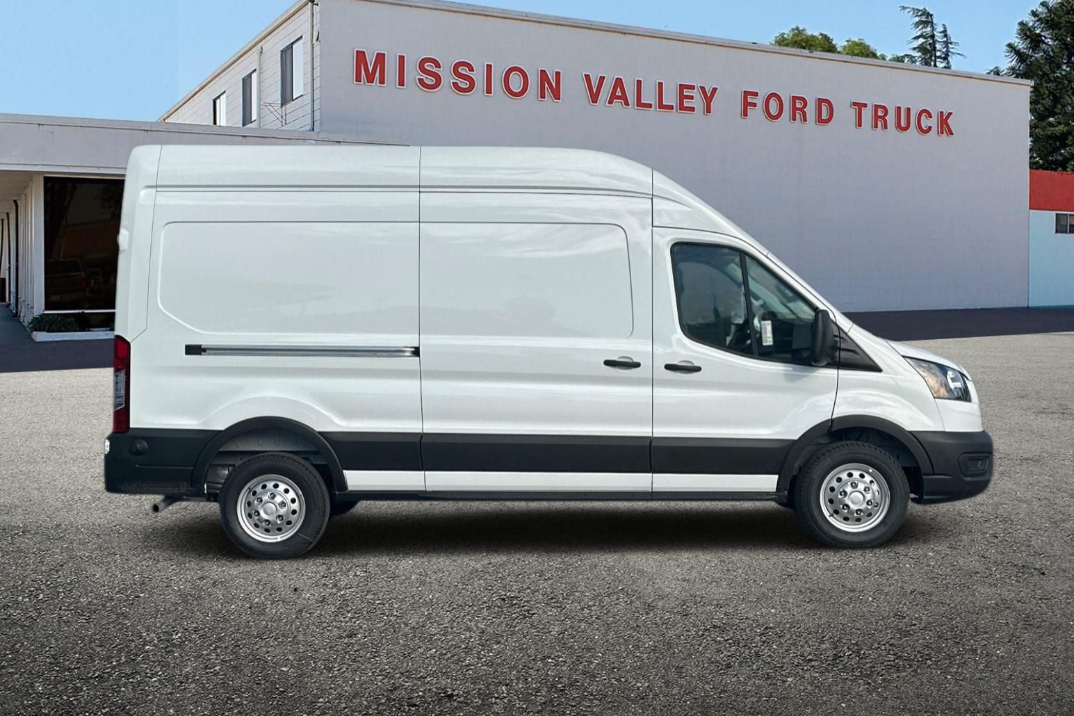 2026 Ford Transit-250 Base