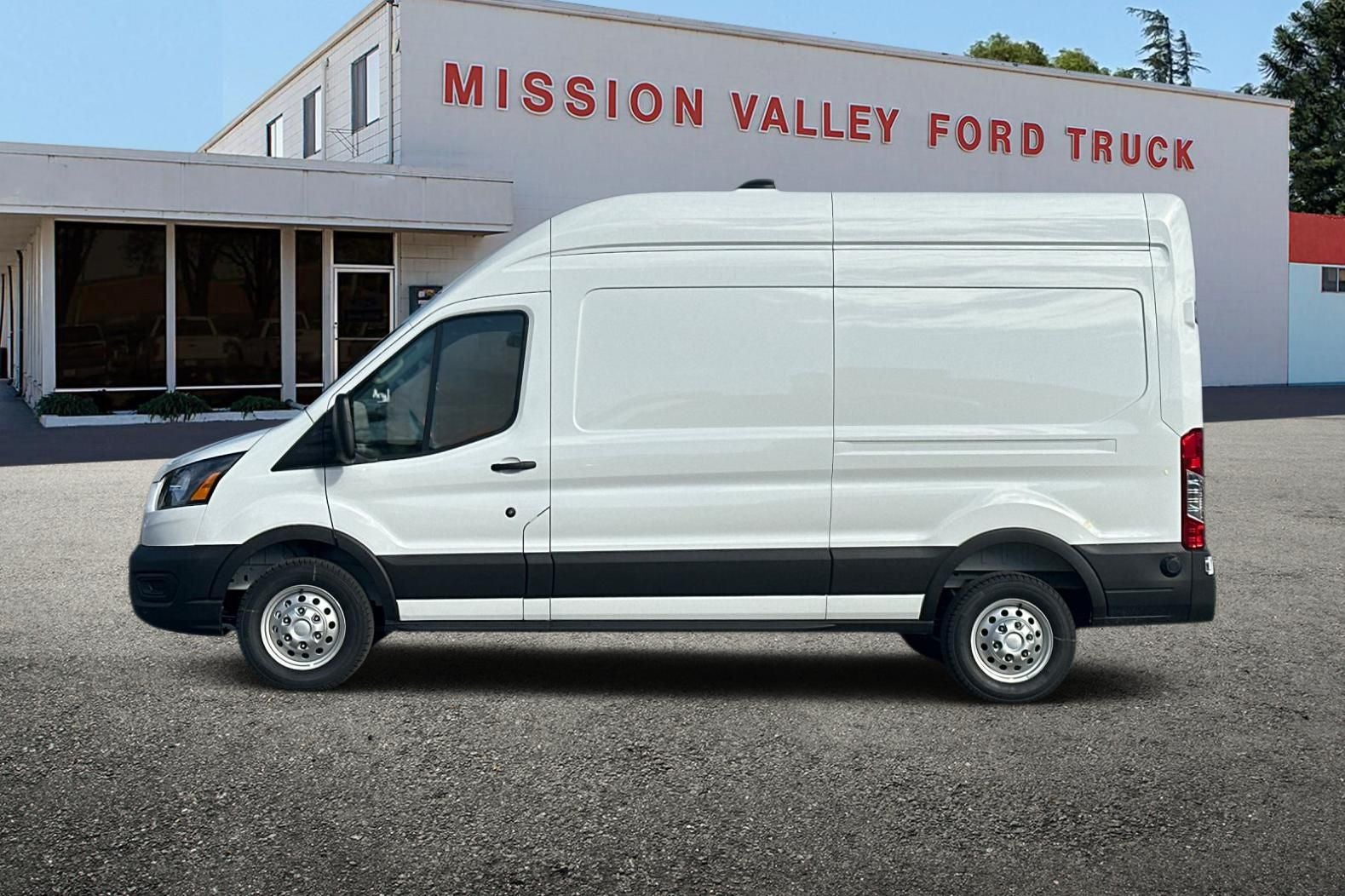 2026 Ford Transit-250 Base