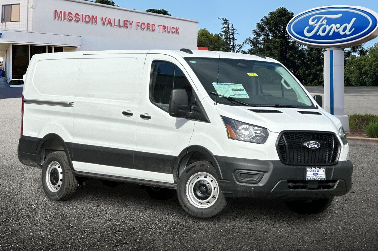 2026 Ford Transit-250 Base
