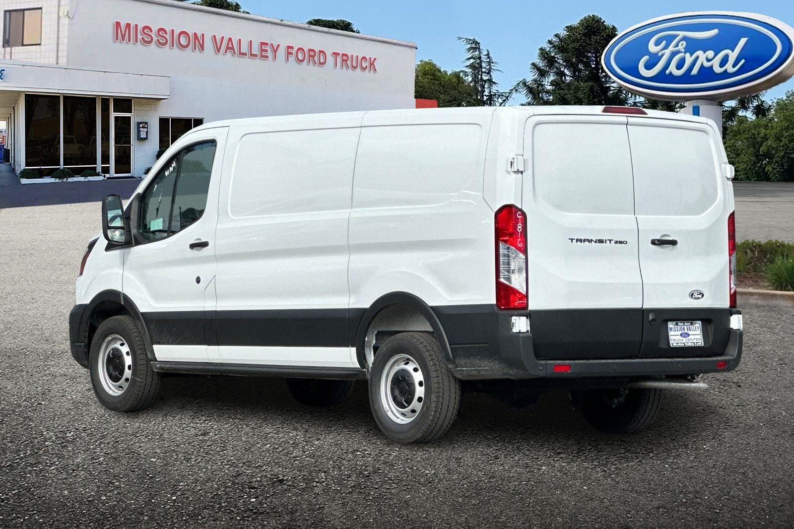 2026 Ford Transit-250 Base