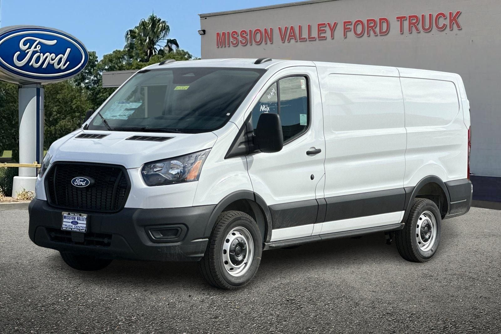 2026 Ford Transit-250 Base