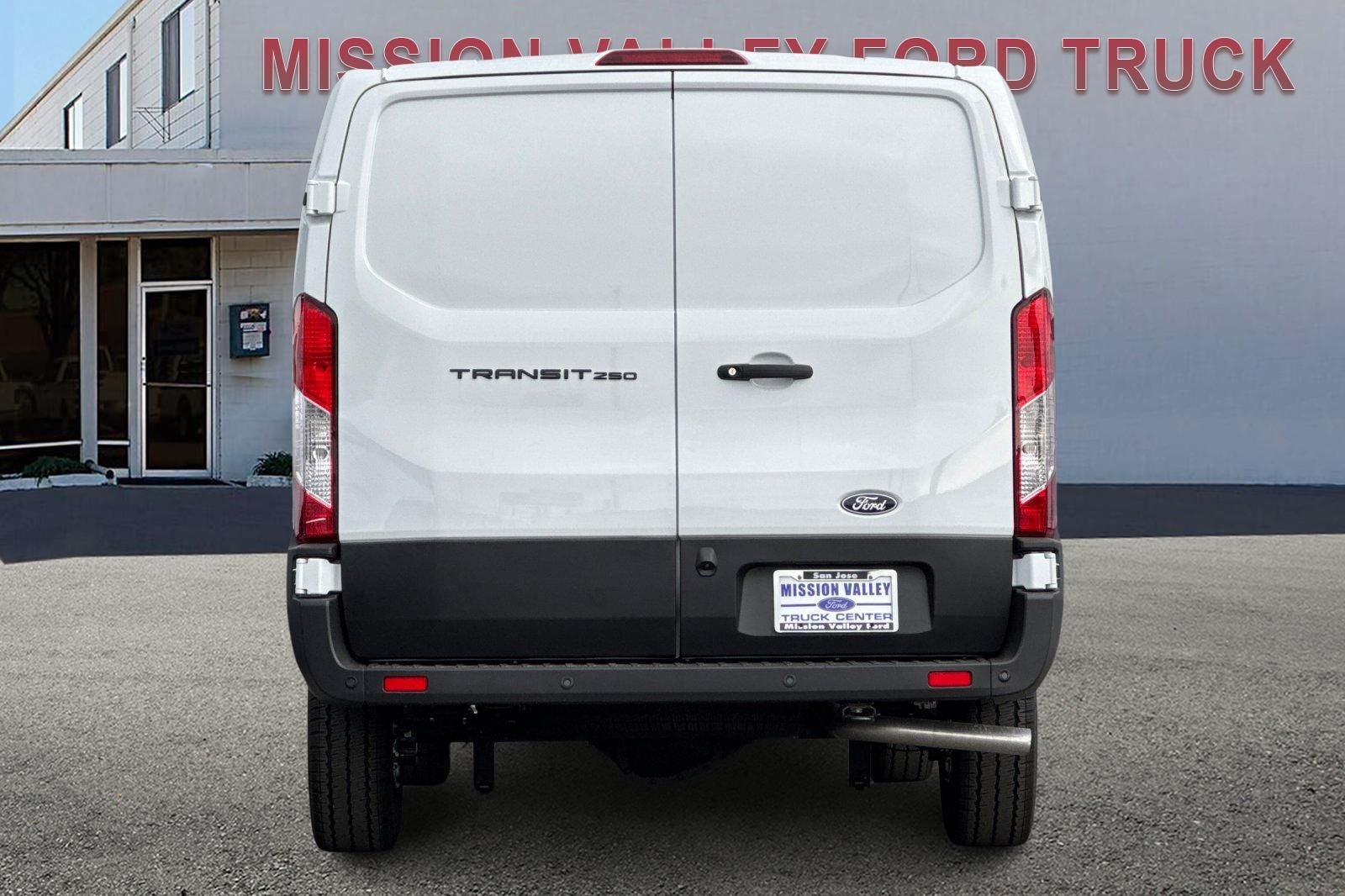 2026 Ford Transit-250 Base