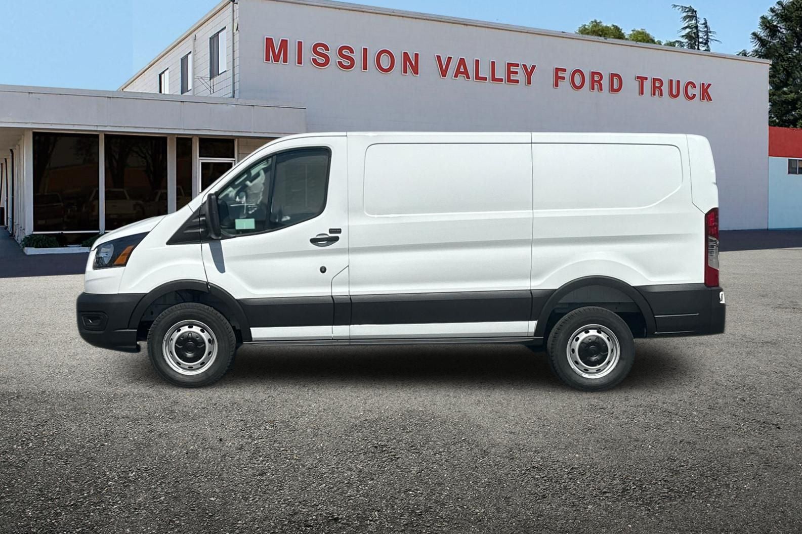 2026 Ford Transit-250 Base