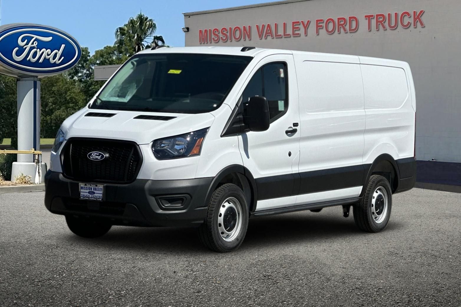 2026 Ford Transit-250 Base