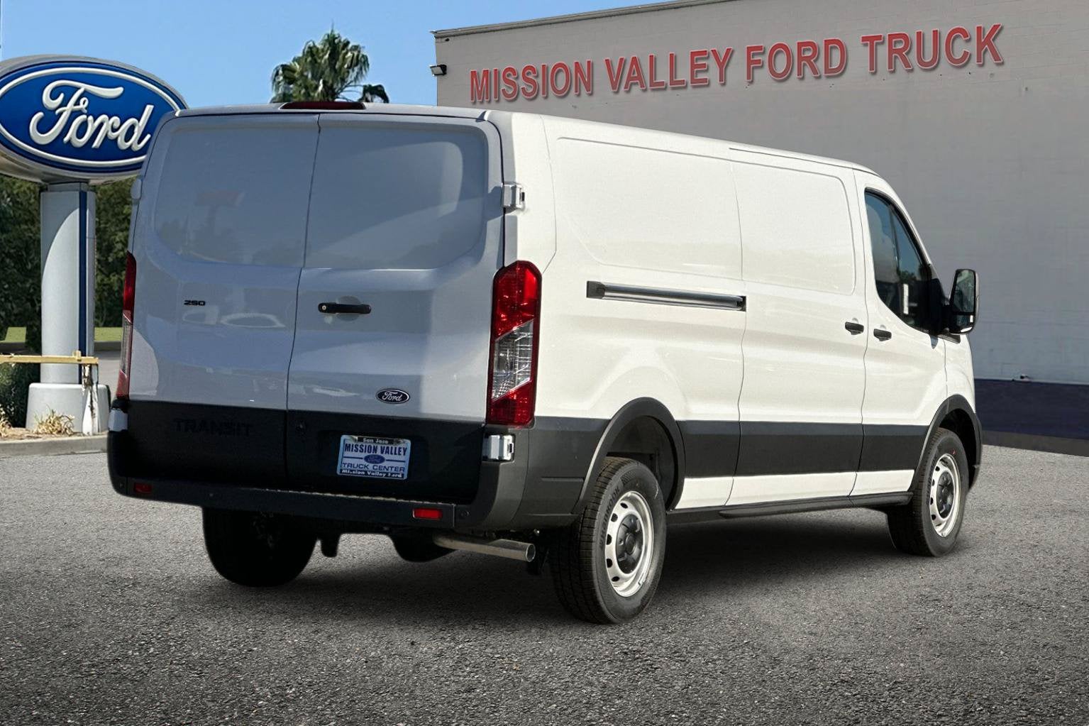 2027 Ford Transit-250 Base