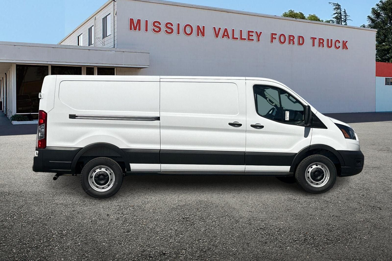 2026 Ford Transit-250 Base