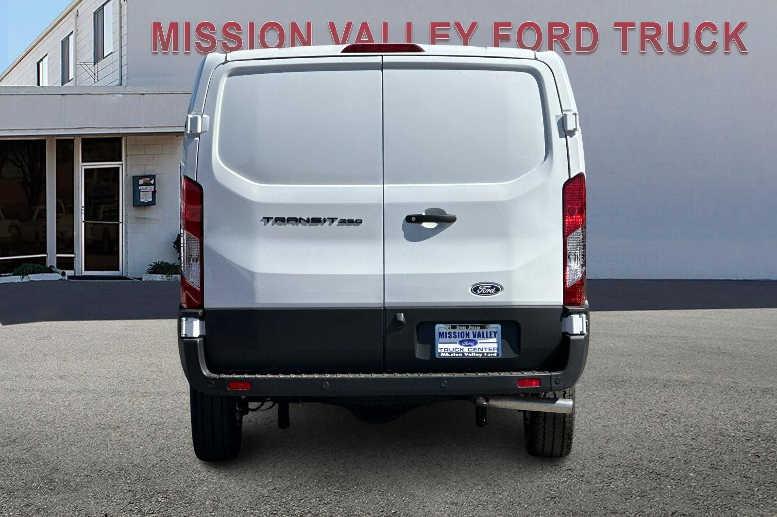 2026 Ford Transit-250 Base