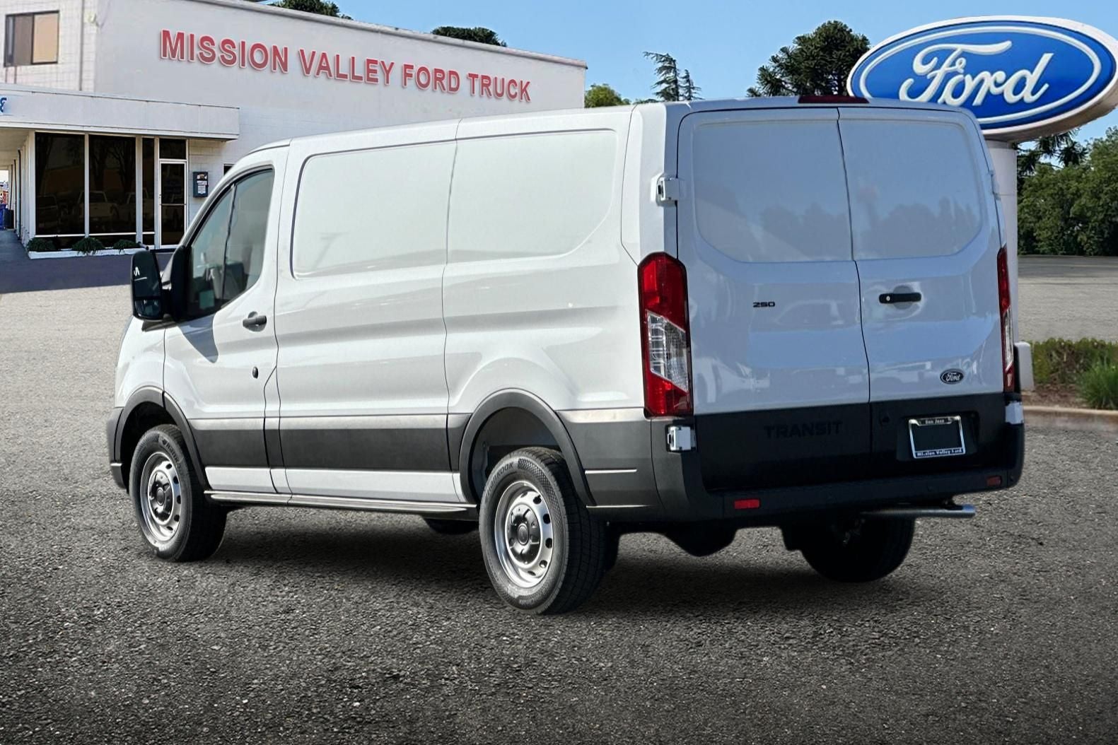 2027 Ford Transit-250 Base