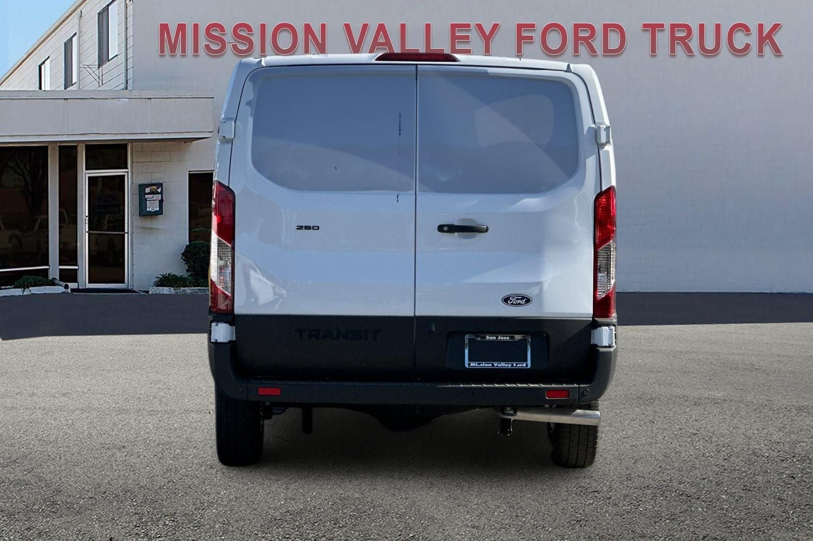 2027 Ford Transit-250 Base