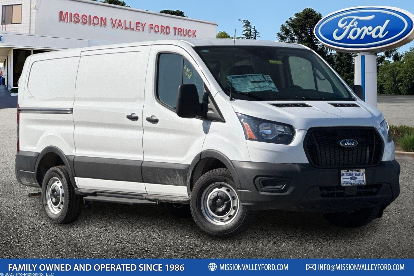 2025 Ford Transit-250 Base