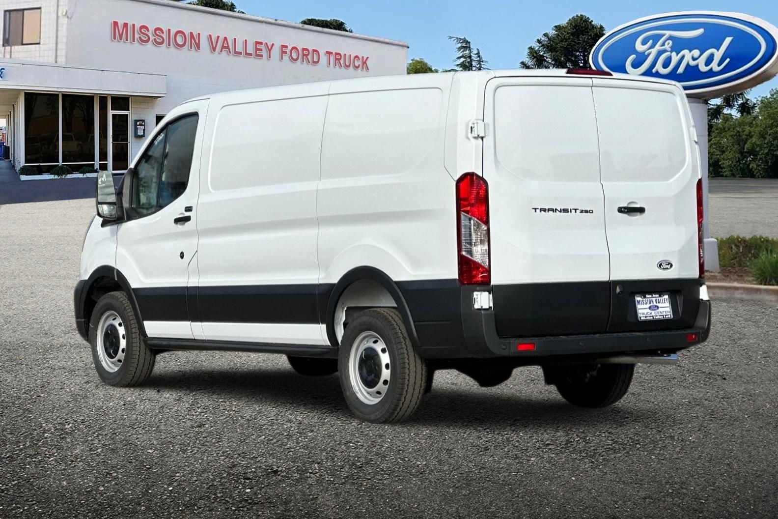 2026 Ford Transit-250 Base