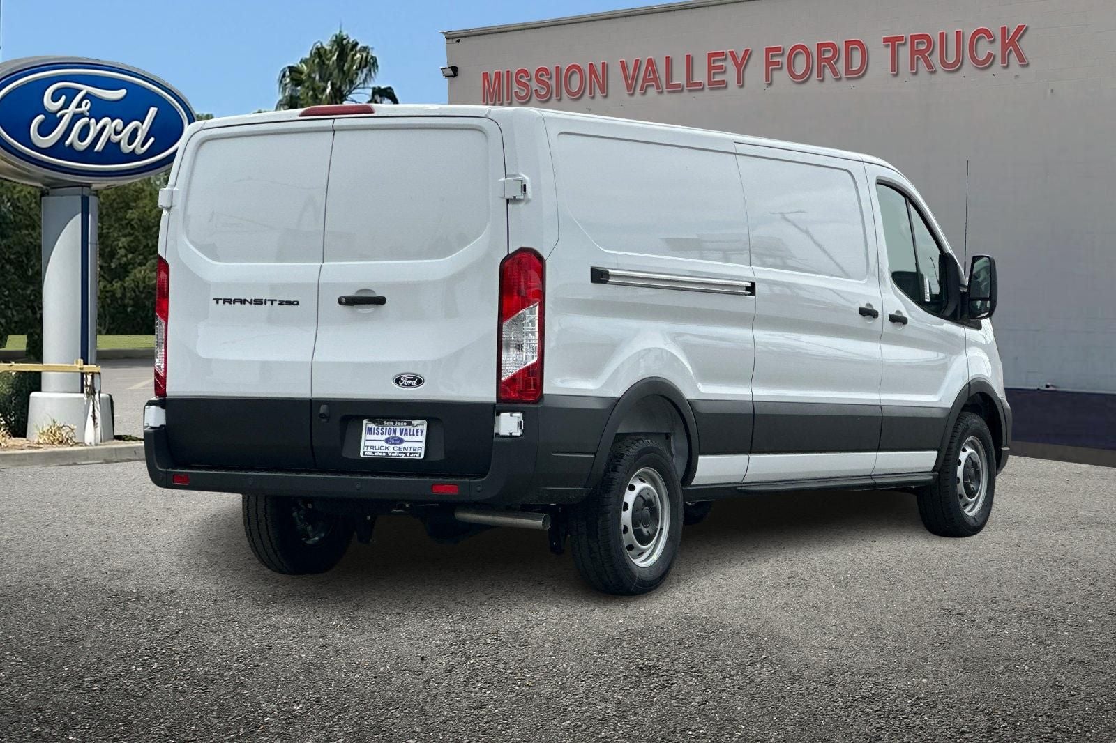 2026 Ford Transit-250 Base
