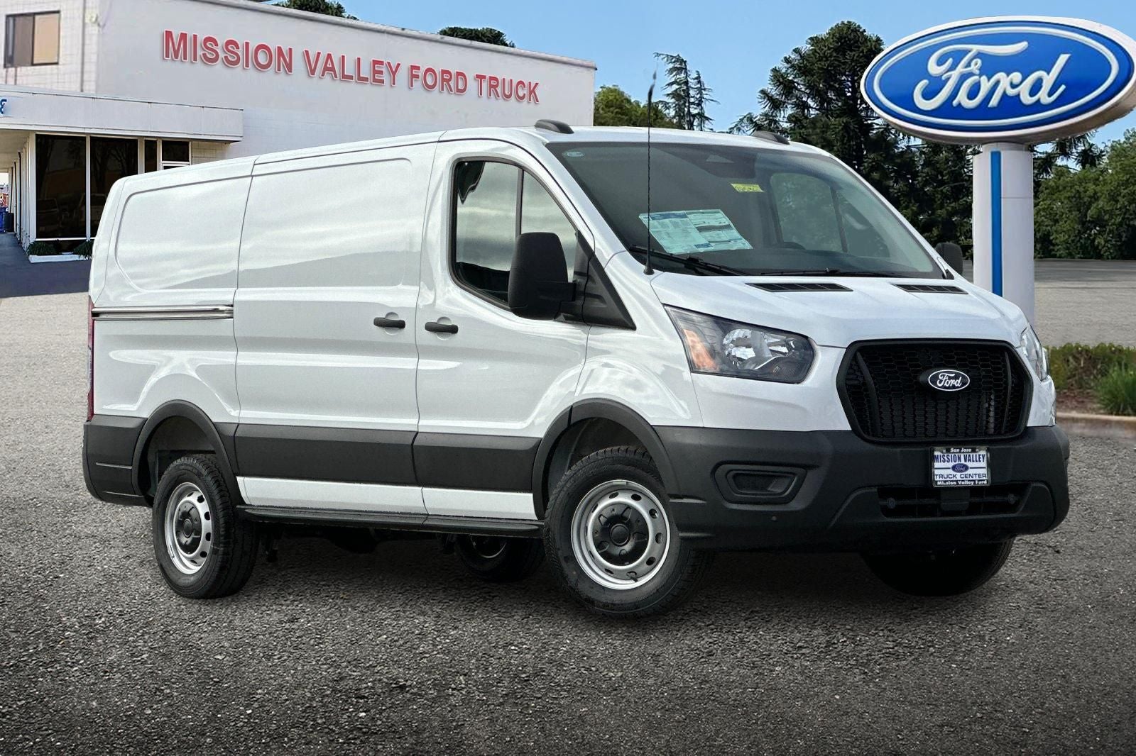 2026 Ford Transit-250 Base