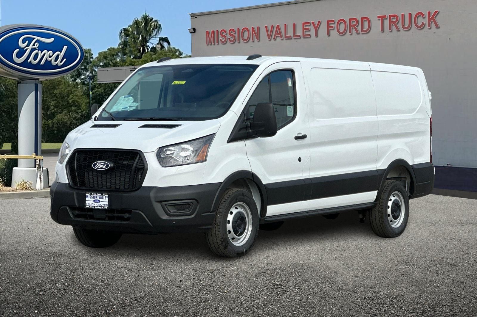 2026 Ford Transit-250 Base