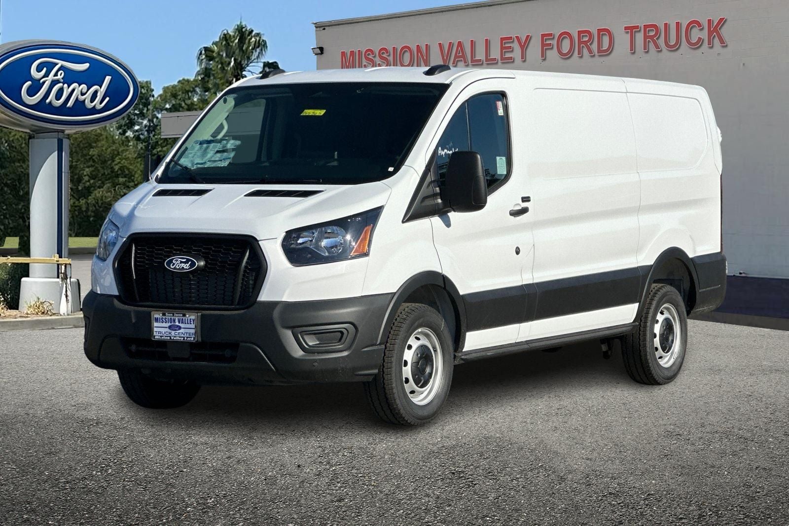 2026 Ford Transit-250 Base