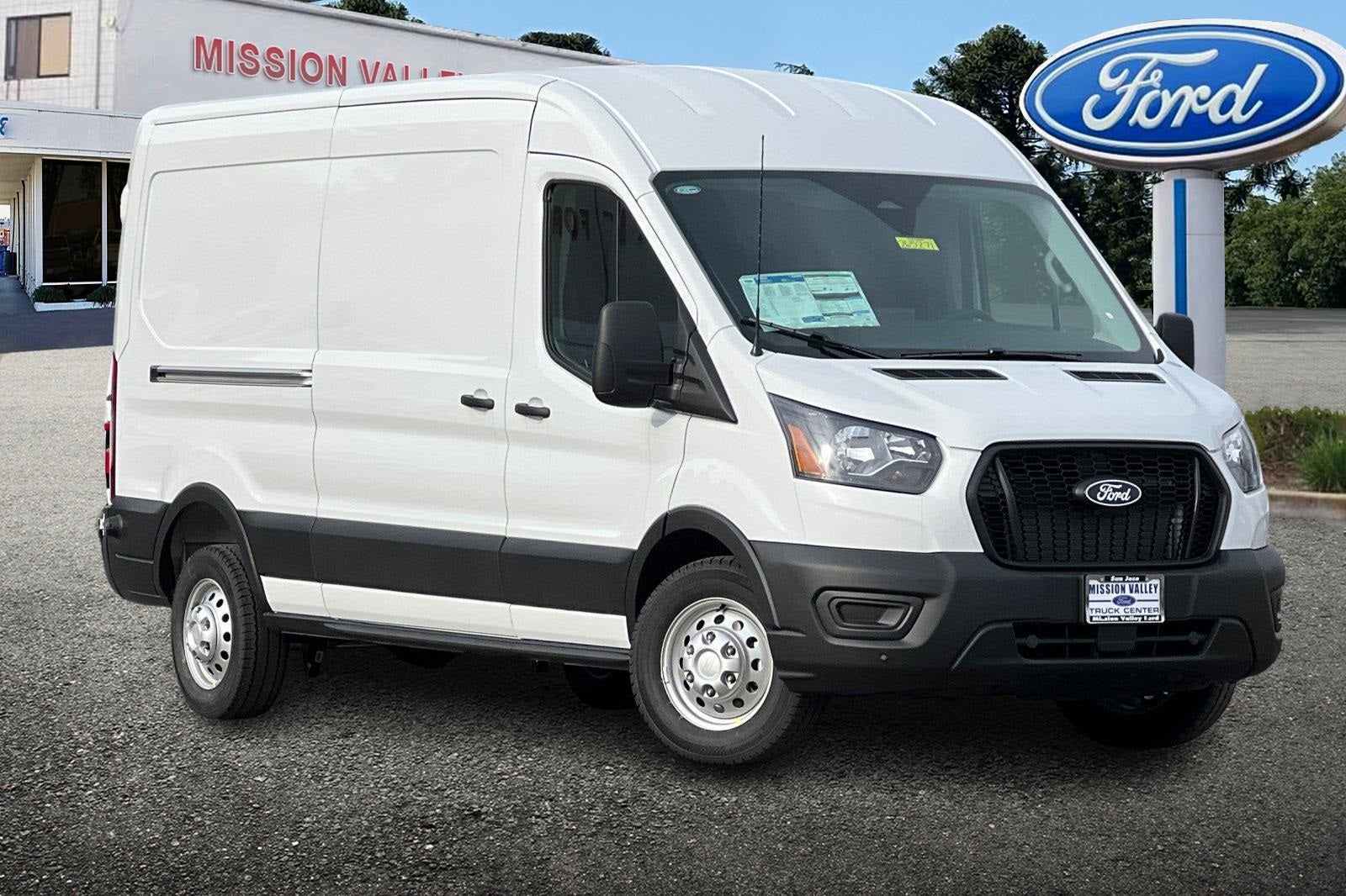 2026 Ford Transit-250 Base