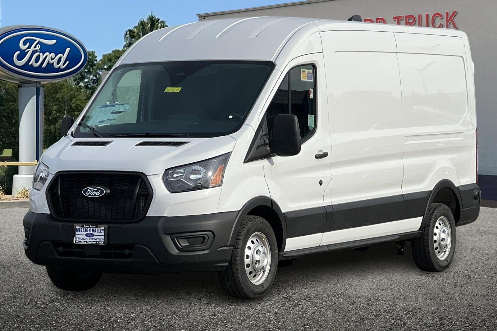 2026 Ford Transit-250 Base