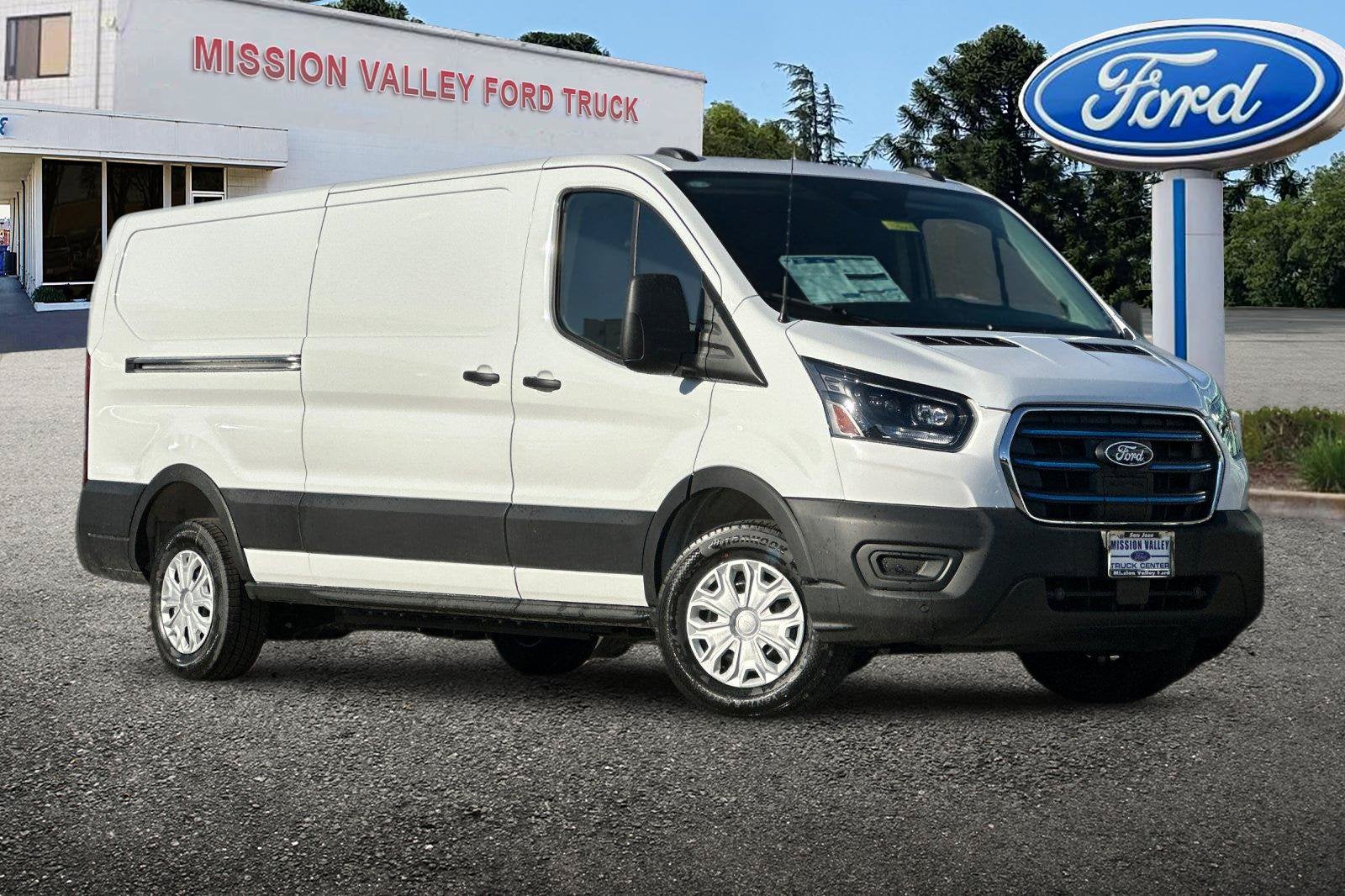 2027 Ford E-Transit-350 Base