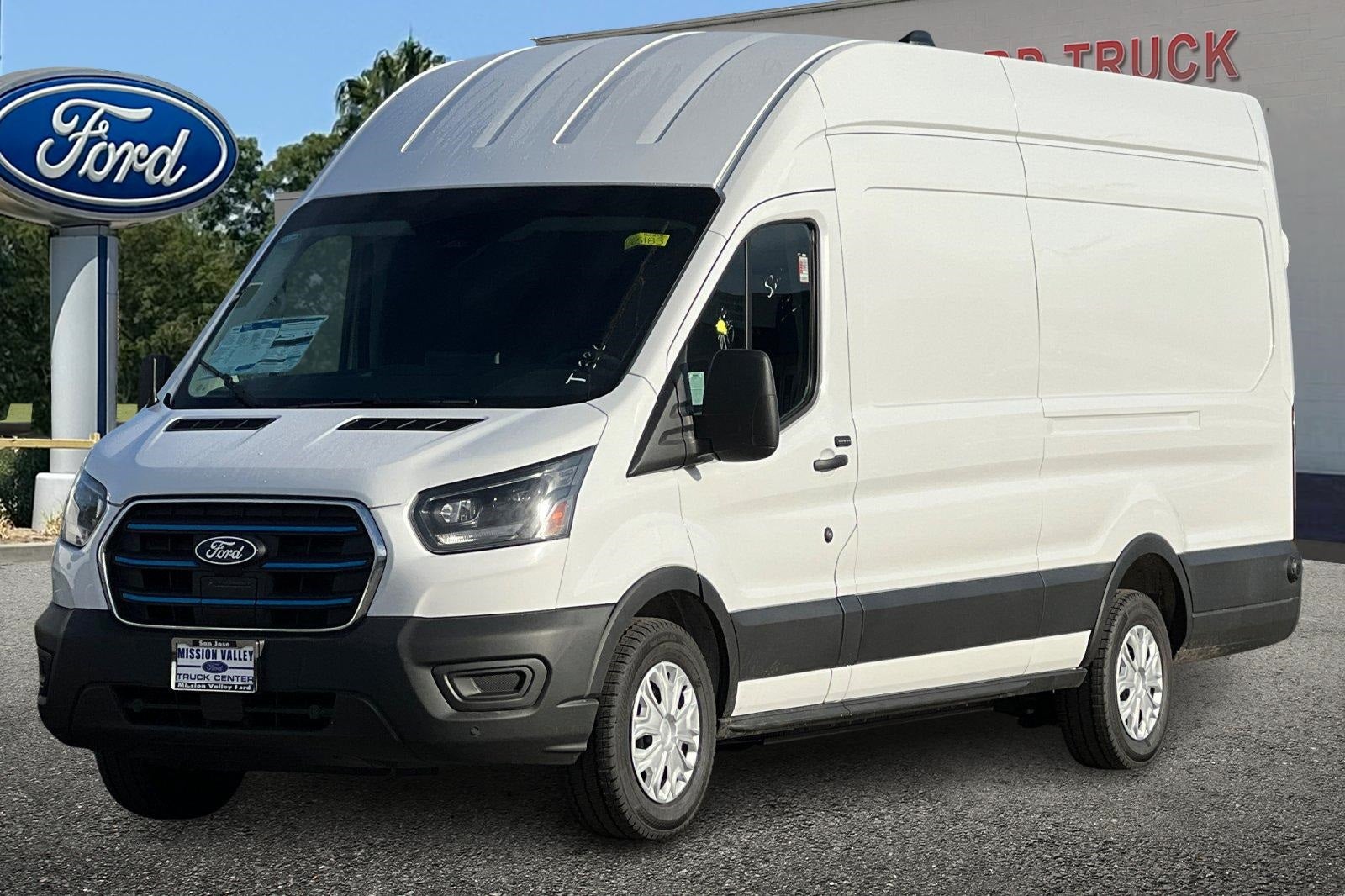 2026 Ford E-Transit-350 Base
