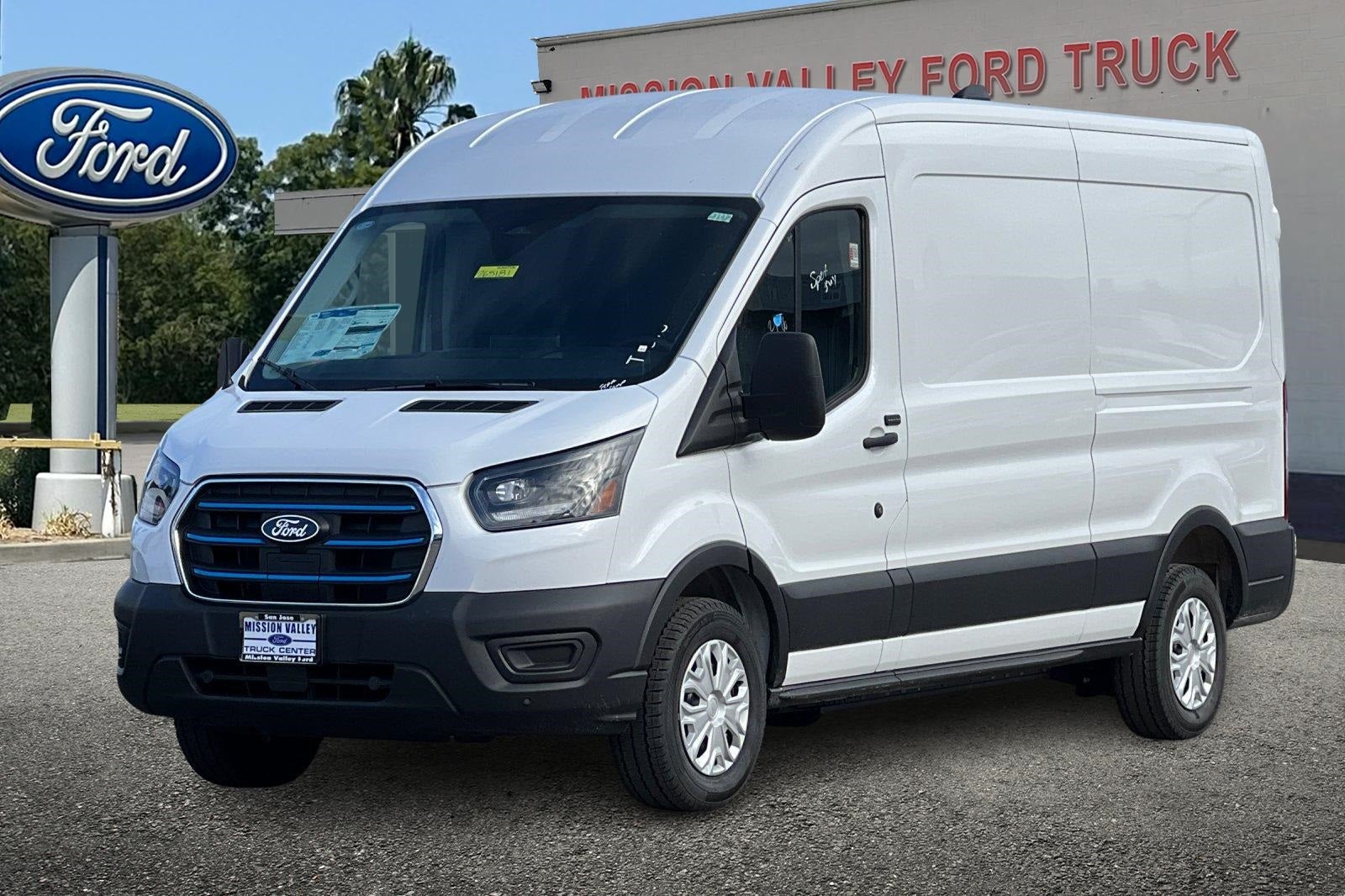 2026 Ford E-Transit-350 Base