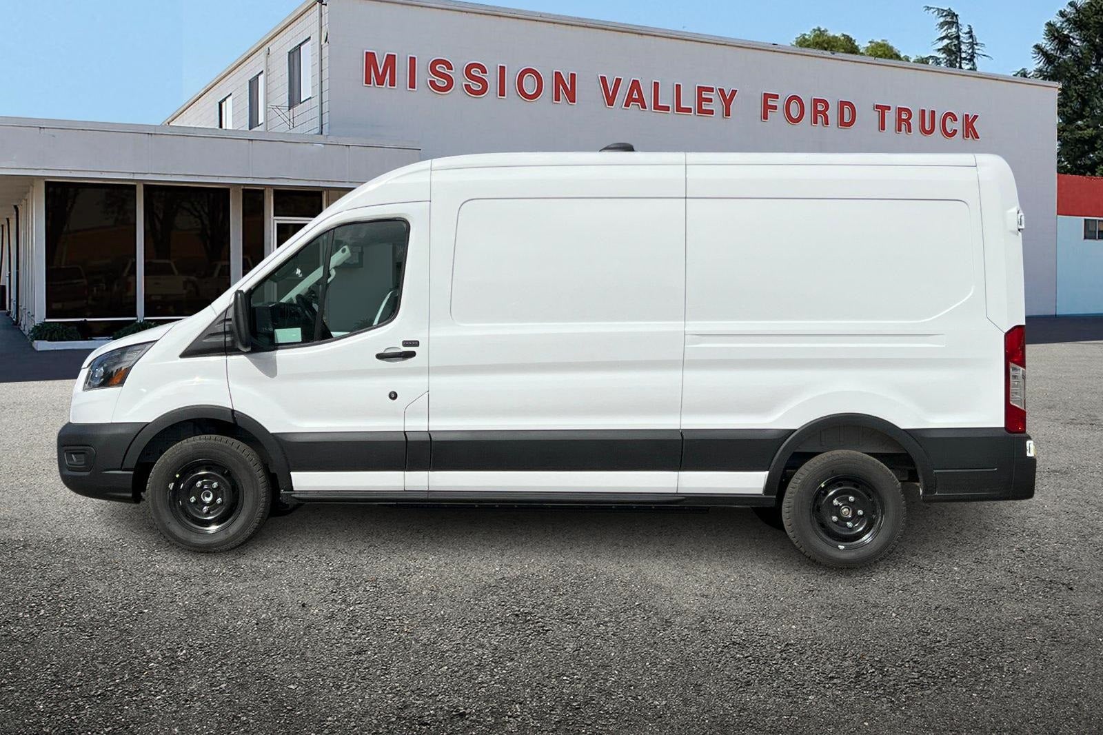 2026 Ford E-Transit-350 Base