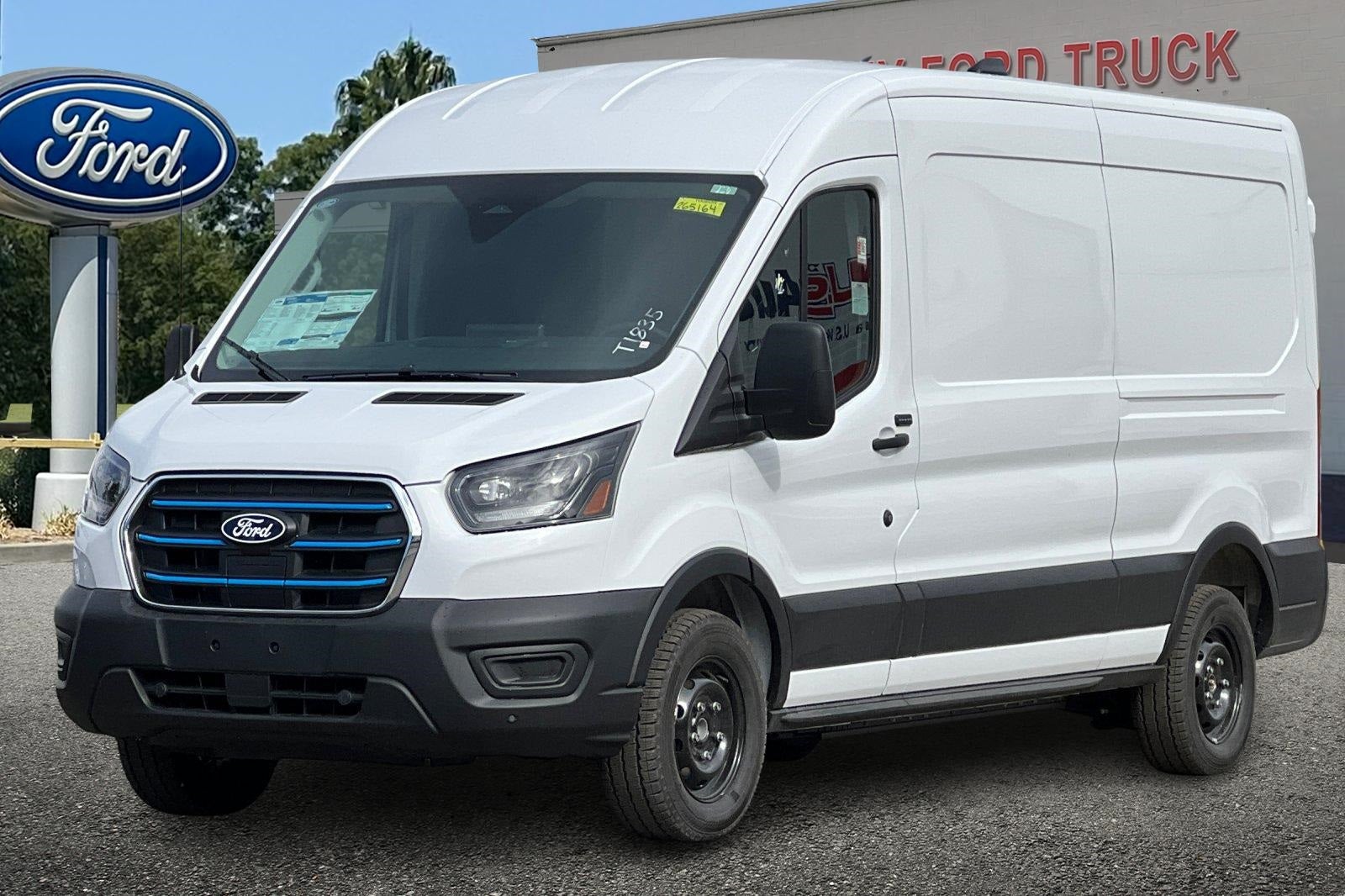 2026 Ford E-Transit-350 Base