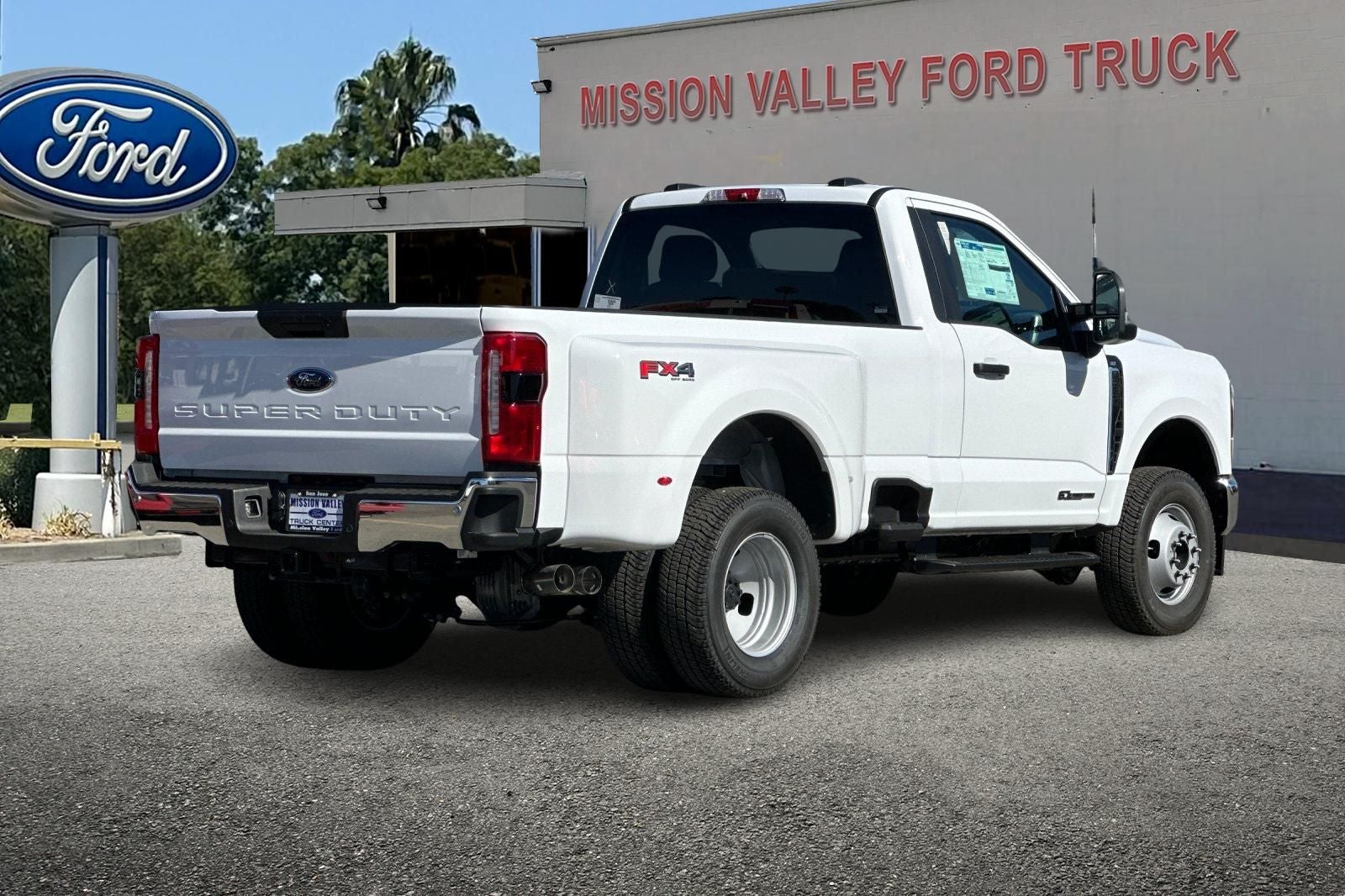 2026 Ford F-350SD XLT DRW
