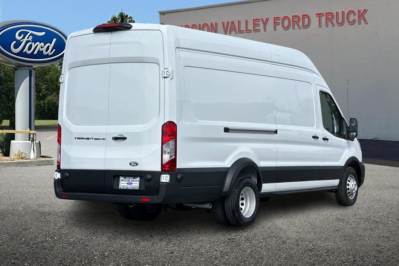 2026 Ford Transit-350 Base