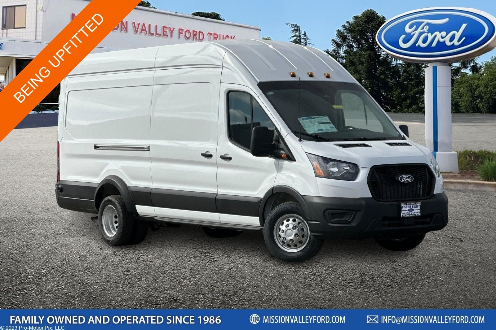 2026 Ford Transit-350 Base 3D Extended Cargo Van Thermo King Reefer Body