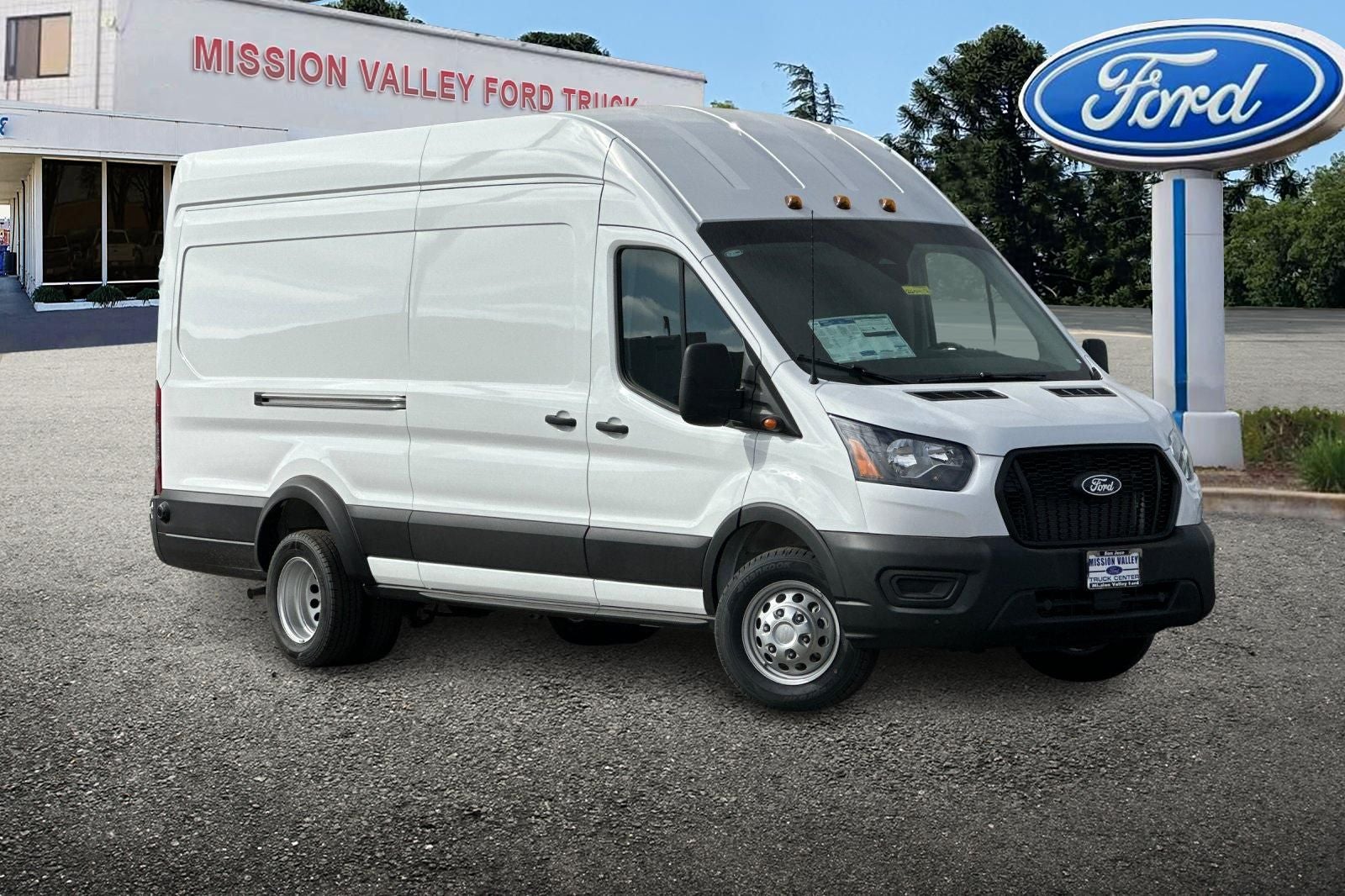 2026 Ford Transit-350 Base 3D Extended Cargo Van Thermo King Reefer Body