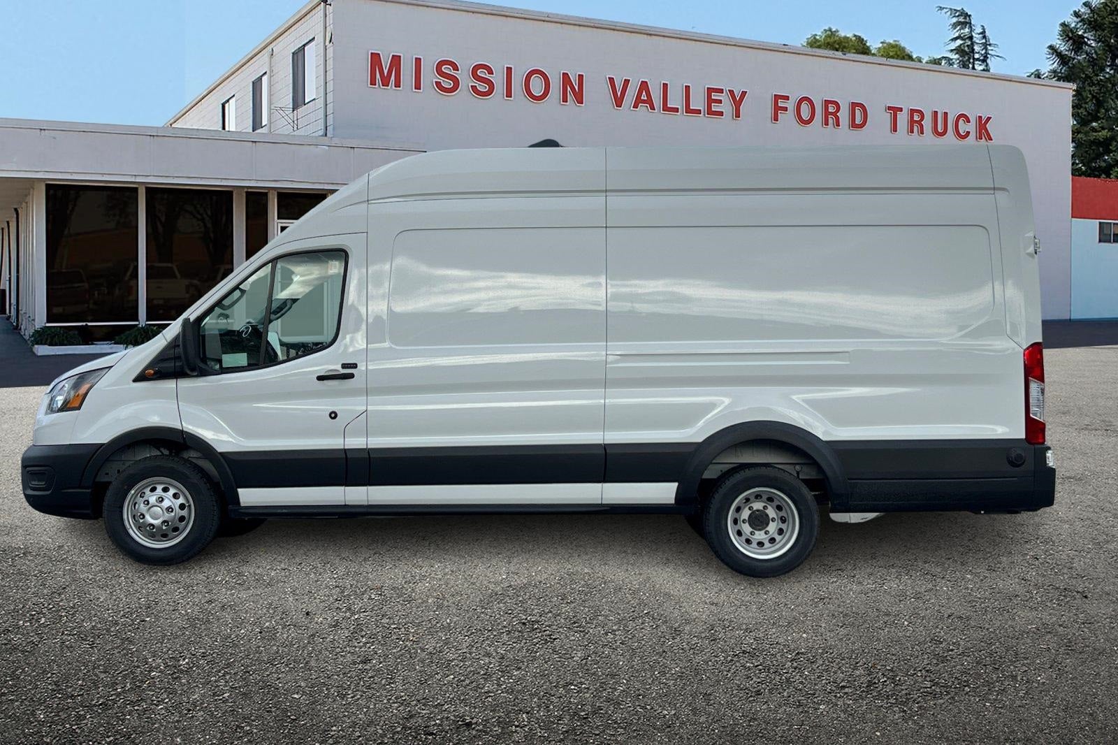 2026 Ford Transit-350 Base