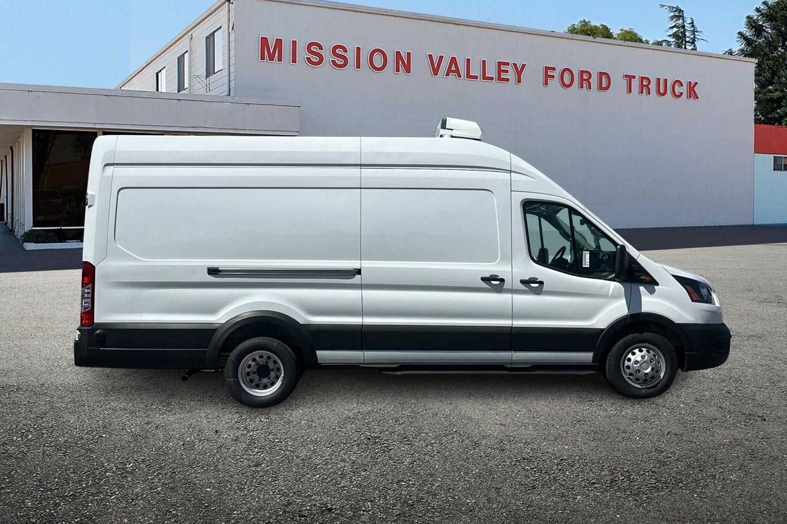 2026 Ford Transit-350 Base Thermo King Reefer