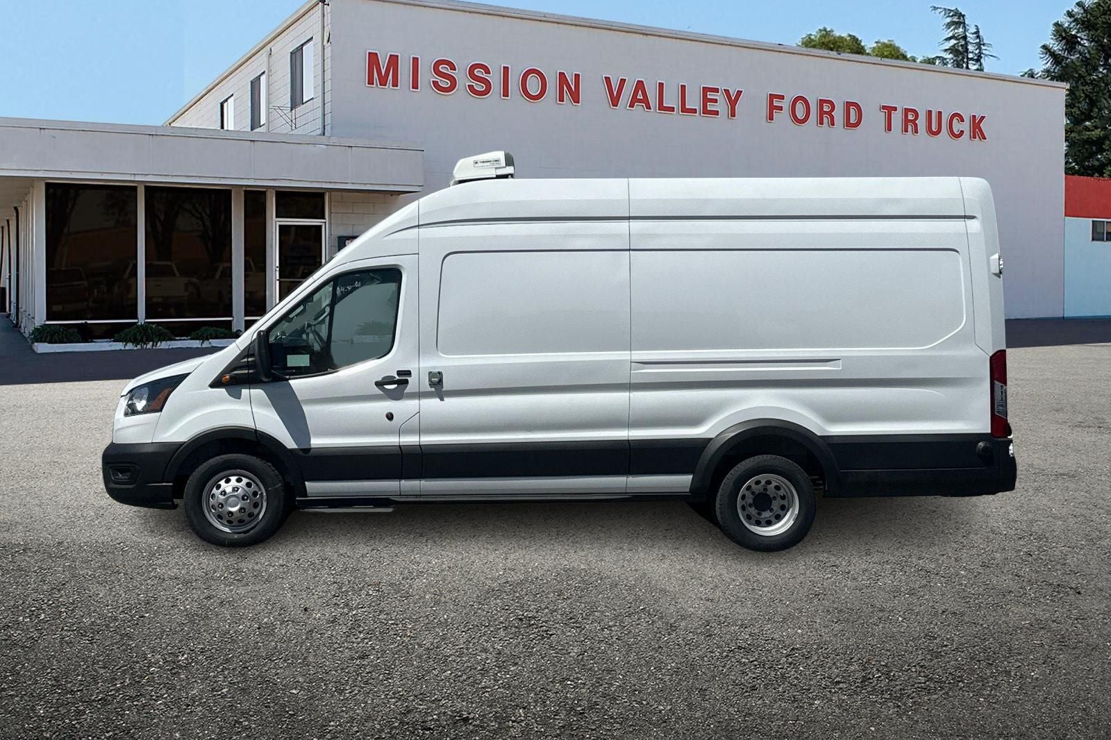 2026 Ford Transit-350 Base Thermo King Reefer