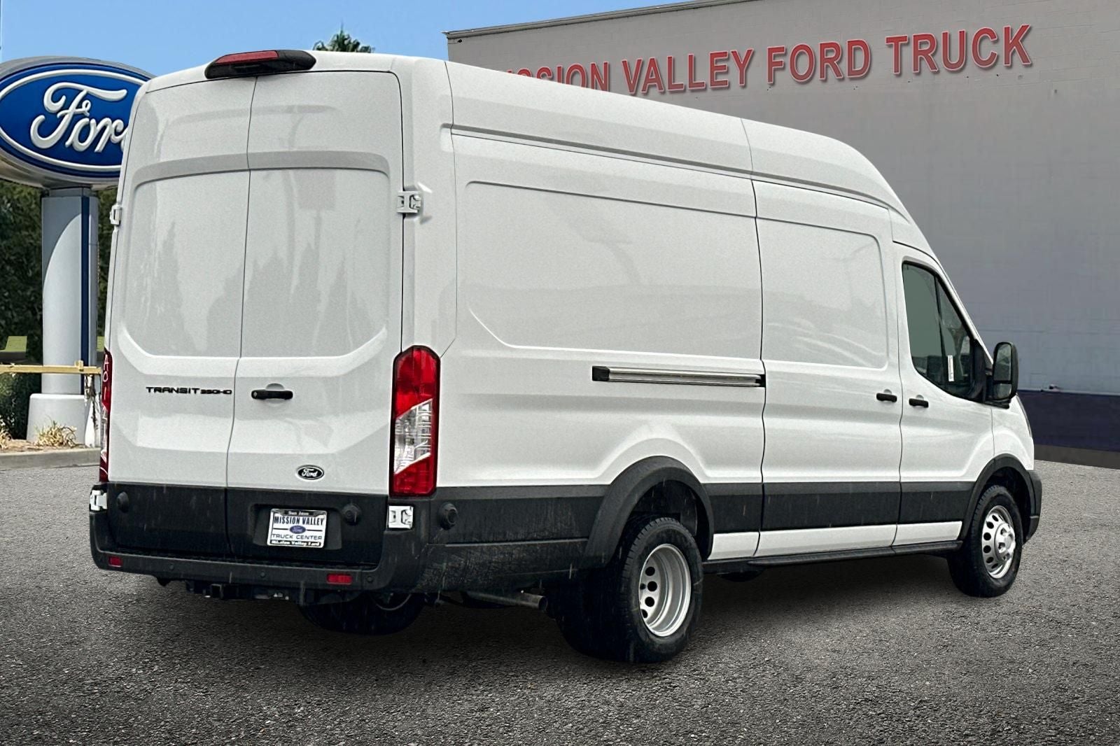 2026 Ford Transit-350 Base