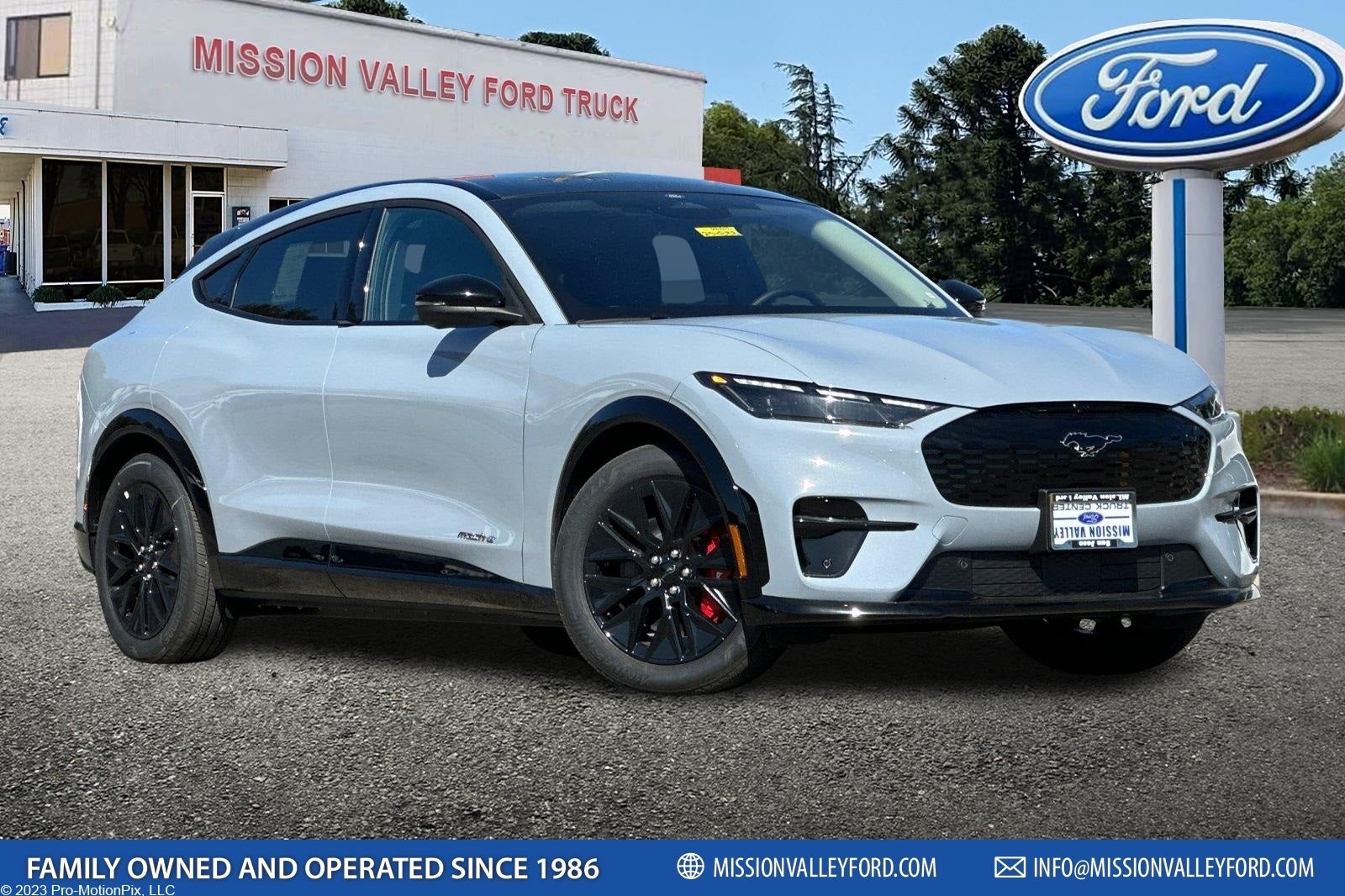 2025 Ford Mustang Mach-E Premium