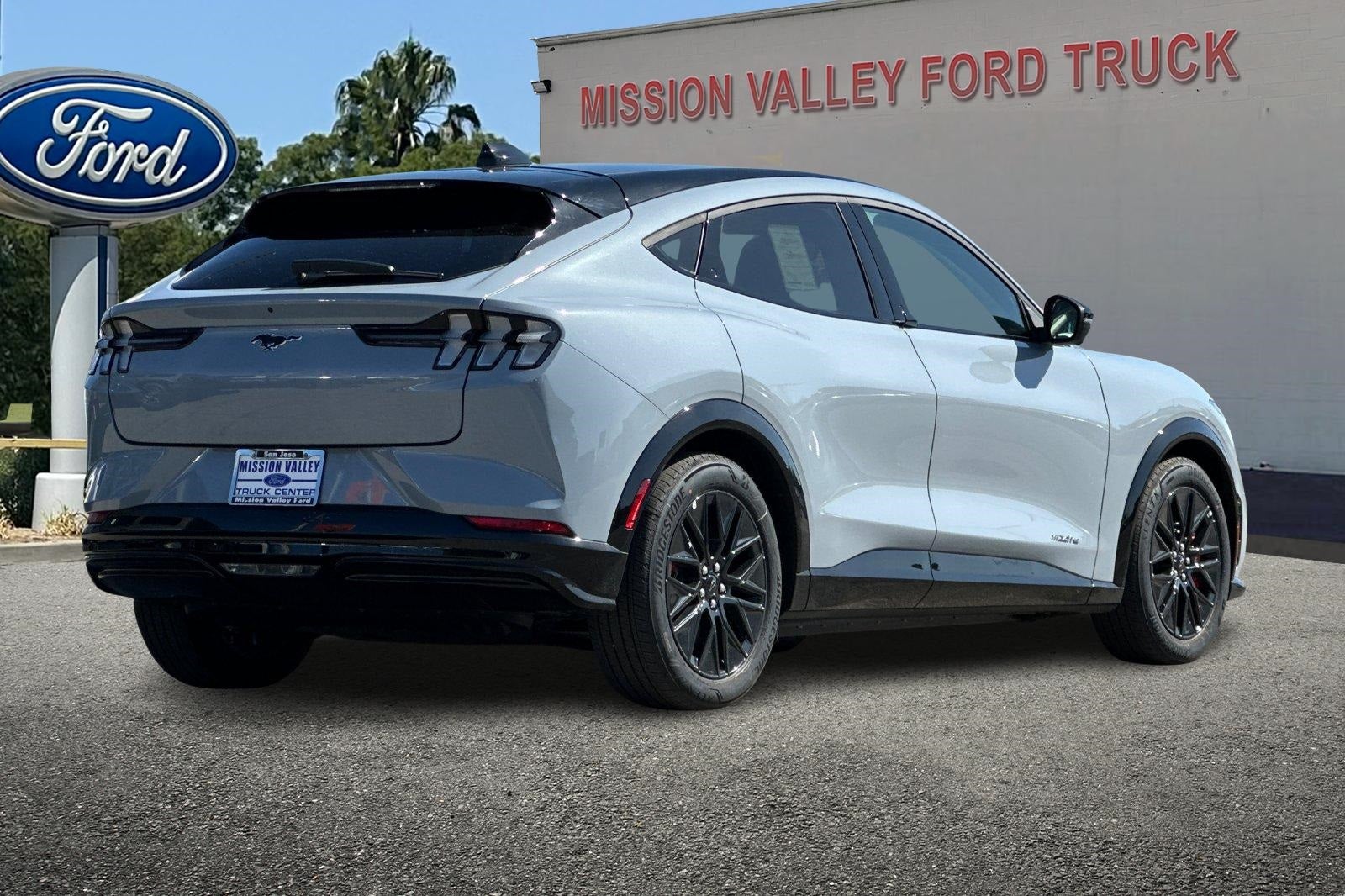 2025 Ford Mustang Mach-E Premium