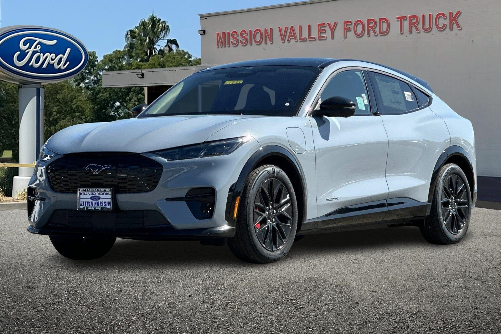 2025 Ford Mustang Mach-E Premium