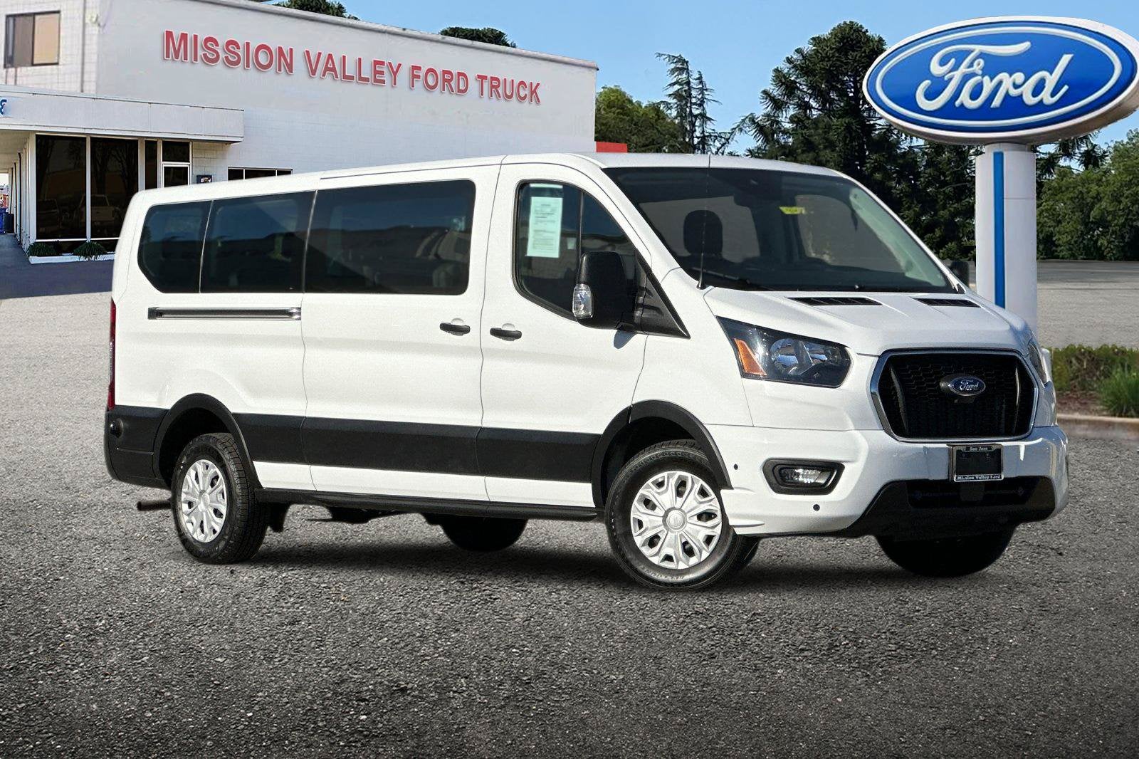 2024 Ford Transit-350 XLT