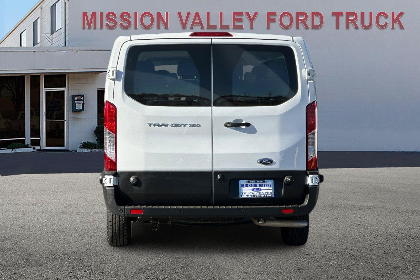 2024 Ford Transit-350 XLT