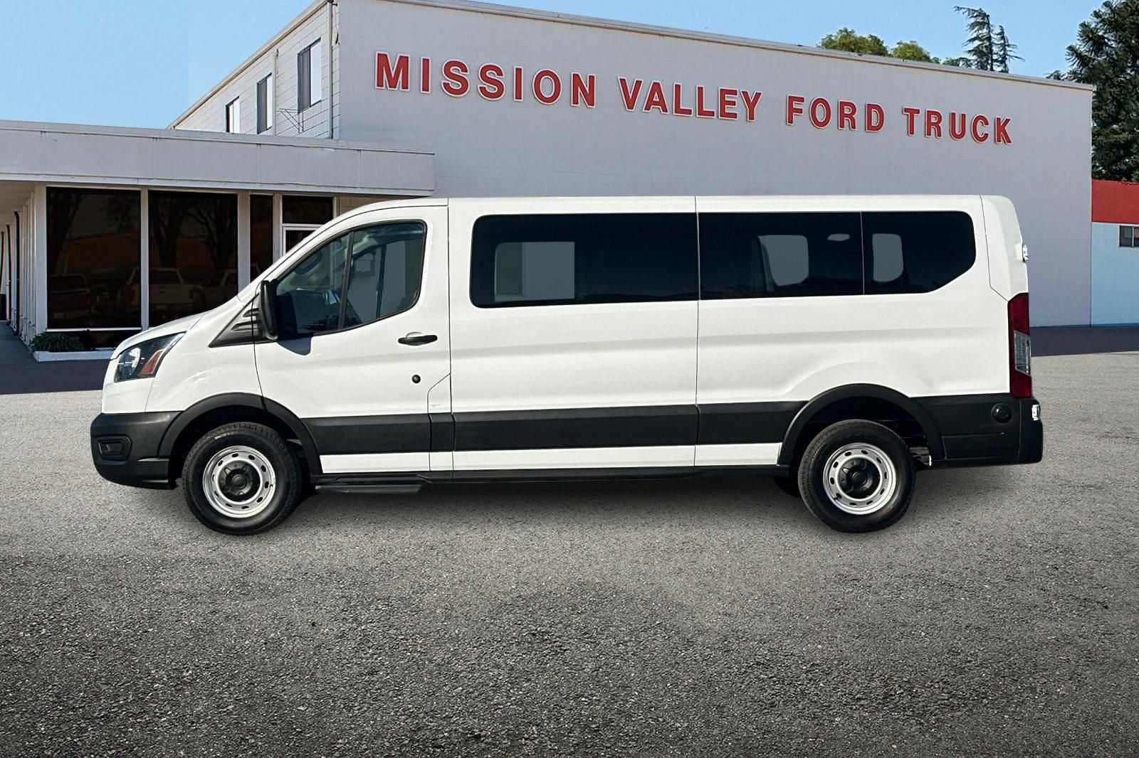 2024 Ford Transit-350 XL